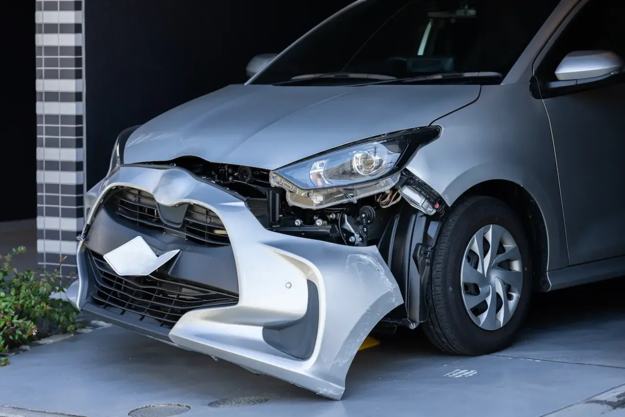 事故車・破損した車